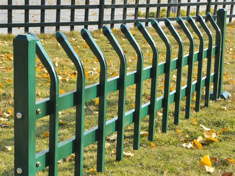 折彎草坪護欄